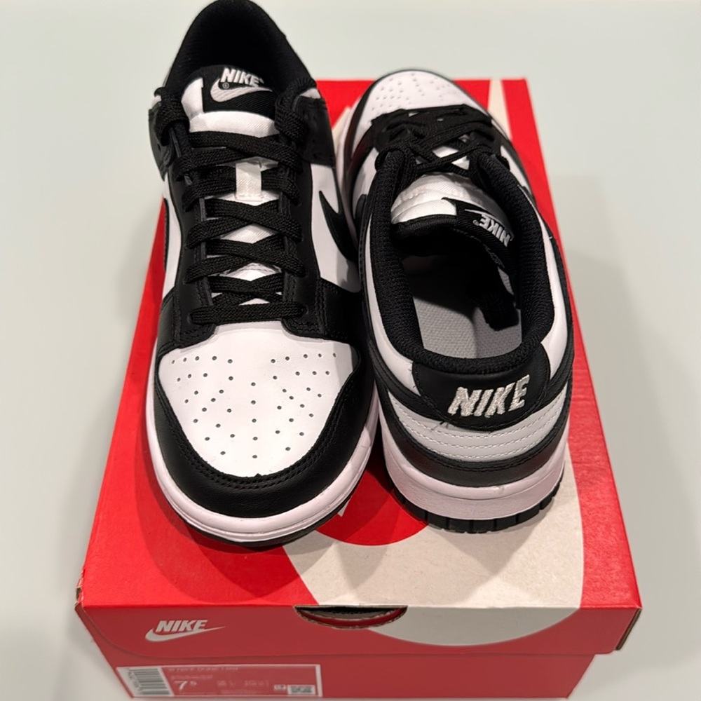 Nike W Dunk Low
